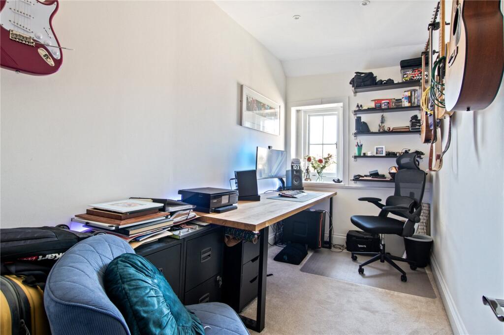Property photo 11