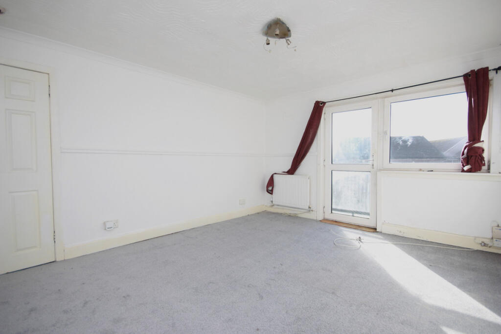 Cairnhope Avenue, Airdrie, ML6 photo 3
