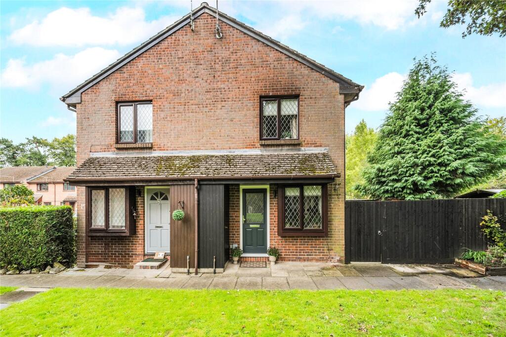 Main image of property: Drum Mead, Petersfield, Hampshire, GU32
