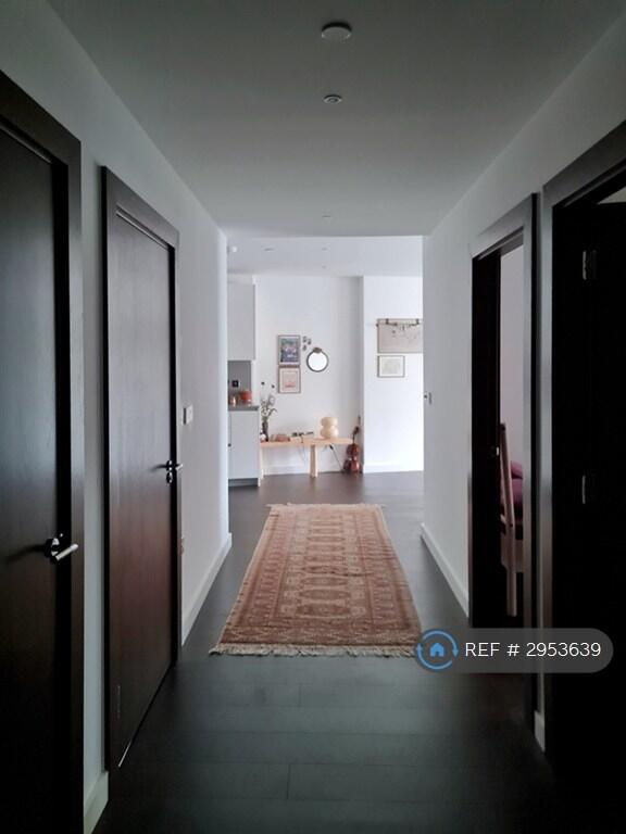 Apartment in London - View 2