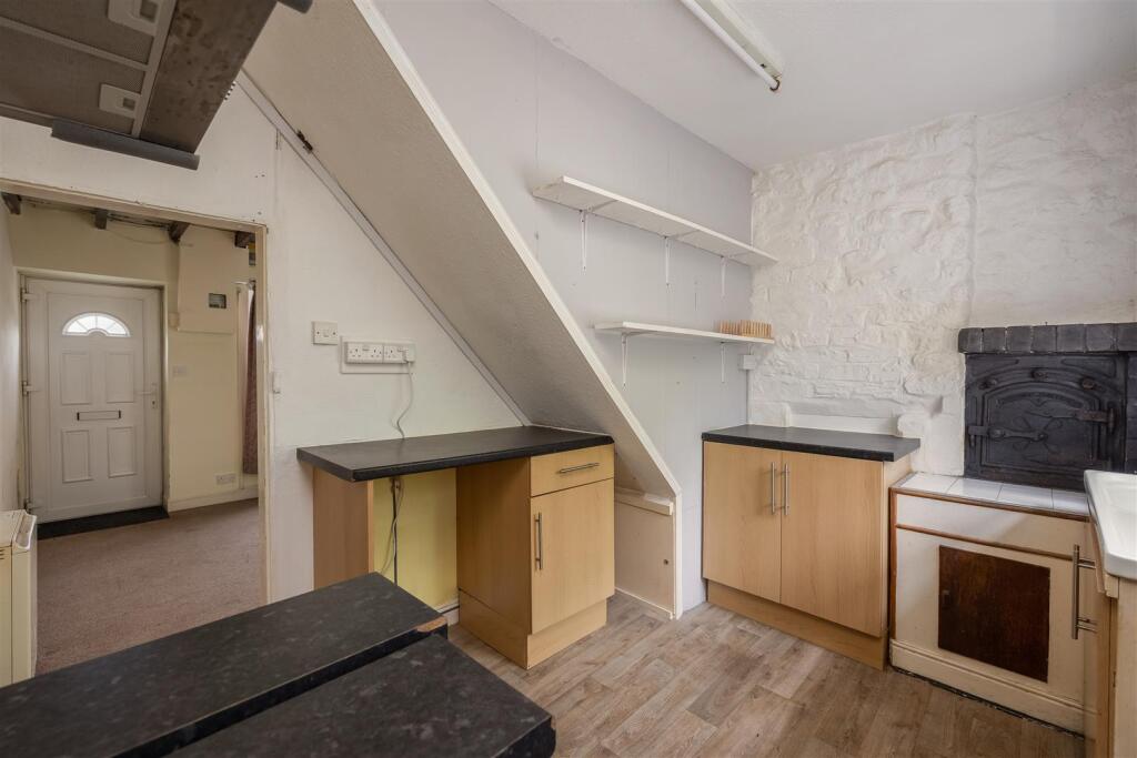 House in York, Thornton-le-Dale - More