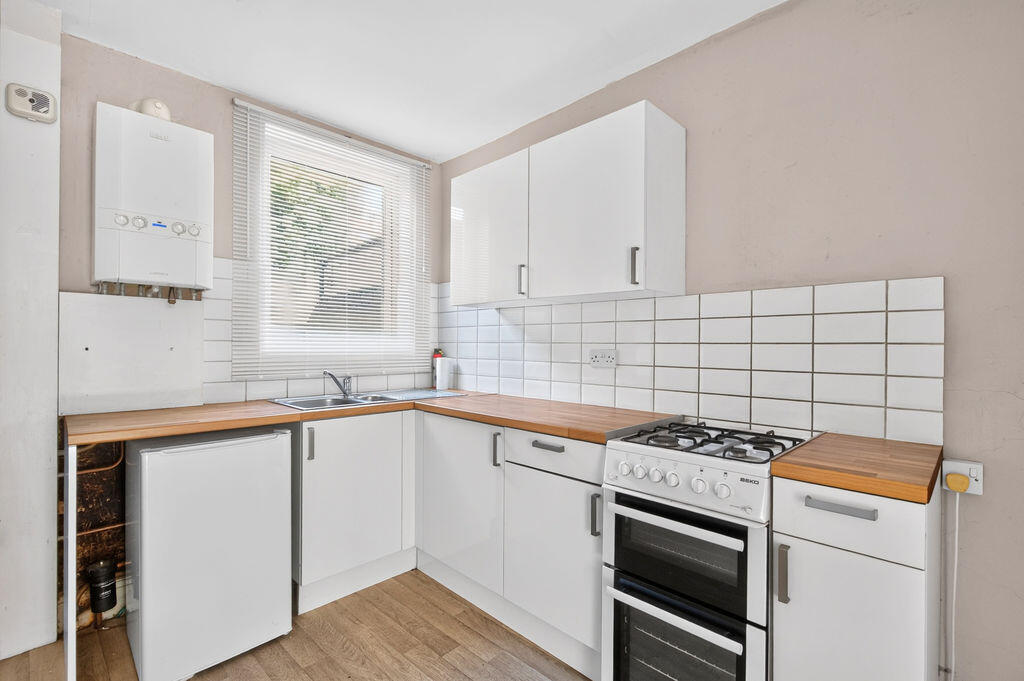 House in Lincoln, New Boultham - View 4