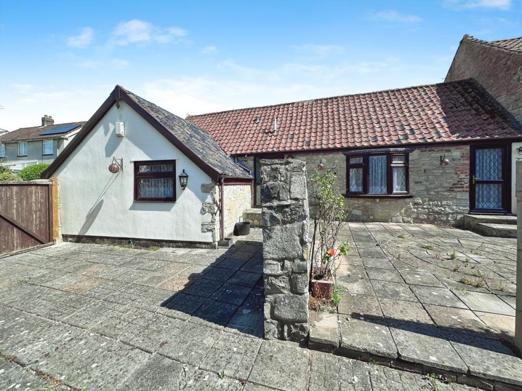 2-bed bungalow on Manor Road, Chedzoy, TA7, £230,000