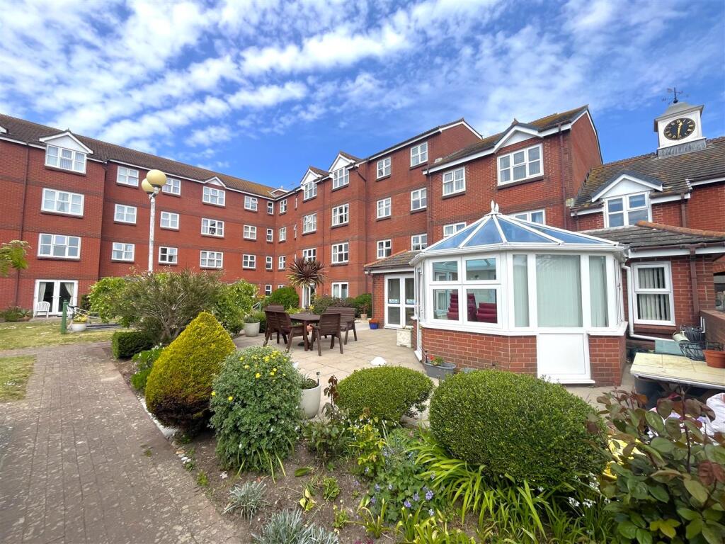 Jenner Court, Stavordale Road, Weymouth photo 2