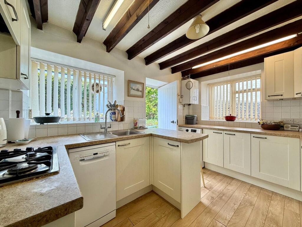 House in Eastbourne, East Sussex - View 4