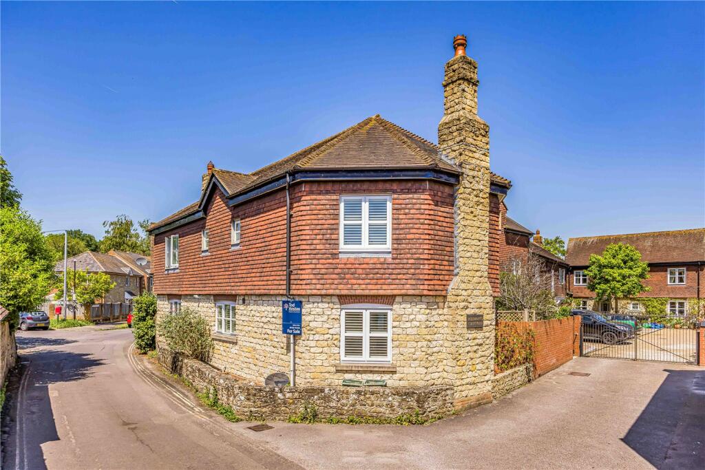Main image of property: Rosemarys Courtyard, Lamberts Lane, Midhurst, GU29