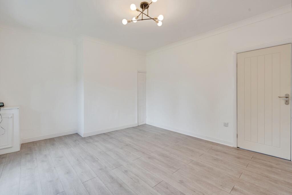 Southfield Drive, Westhoughton, Bolton, Greater Manchester, BL5 - Więcej