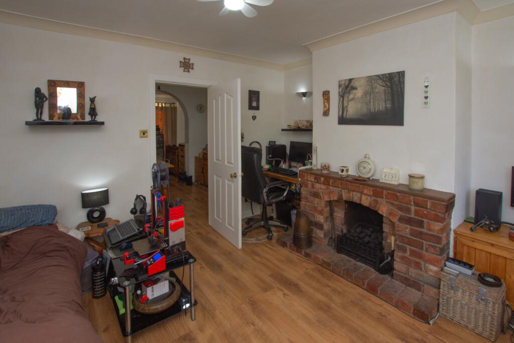 5, Vale View, Cranage Lane, Northwich photo 4