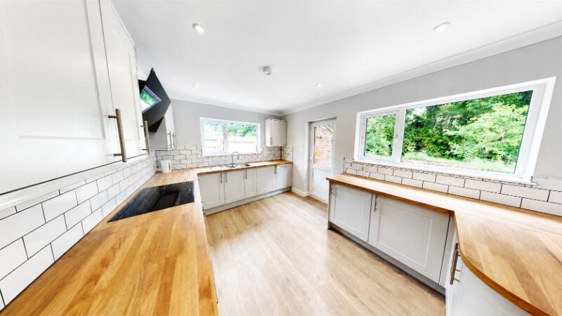 House in Southampton - View 5