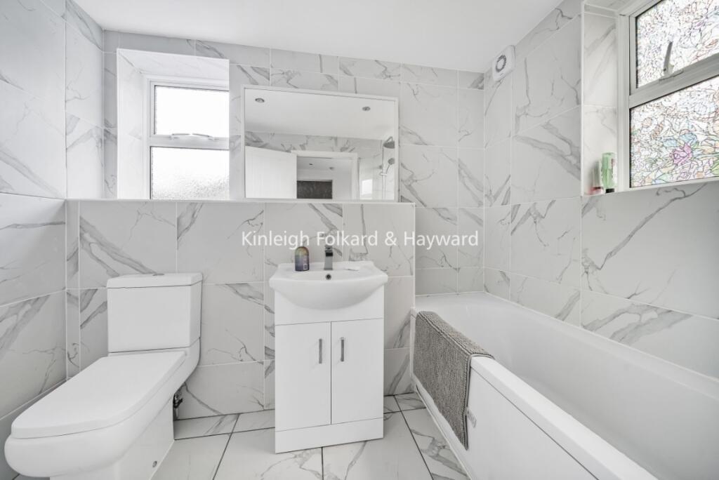 Jaffray Road, Bromley, Kent, BR2 - More