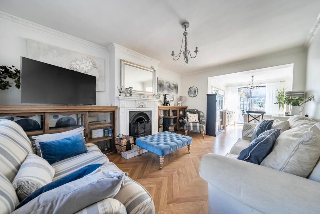 House in Portsmouth - View 2