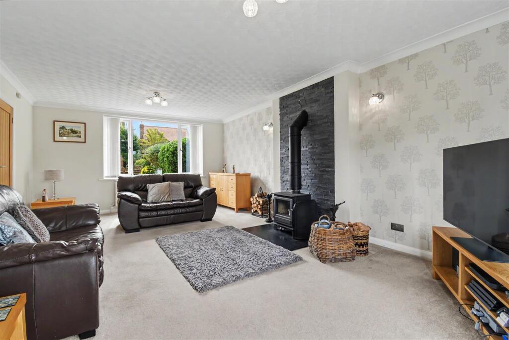 House in Doncaster - View 4
