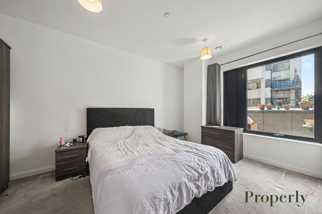 Apartment in London - More