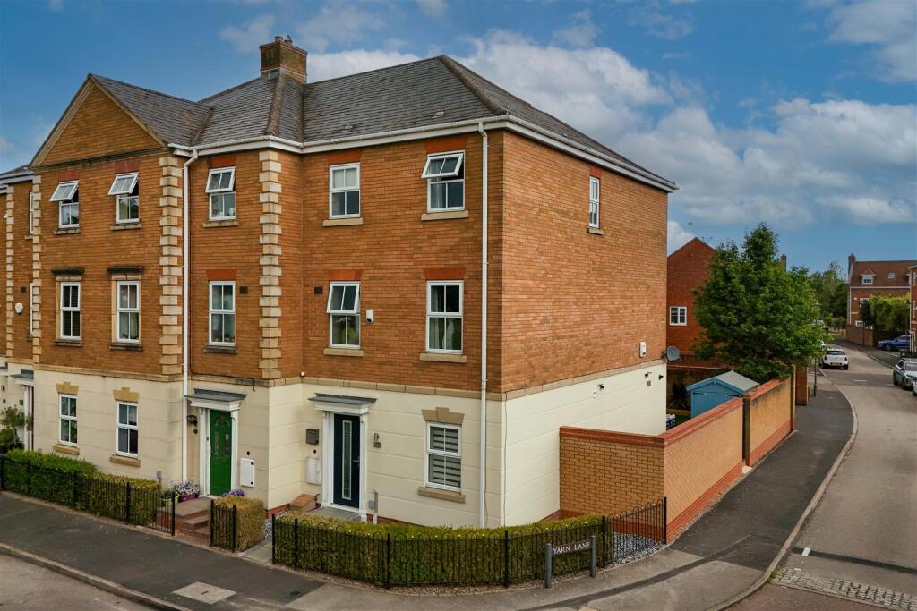 Main image of property: Boundary Lane, Dickens Heath, Solihull