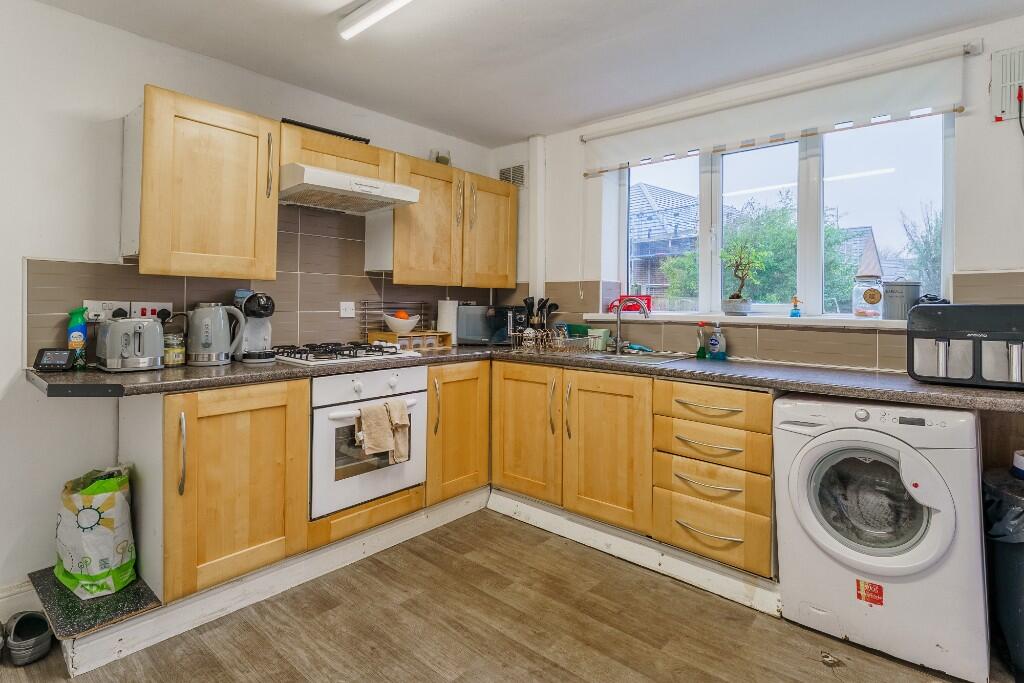 St. Andrews Road, Castleford, West Yorkshire, WF10 photo 4