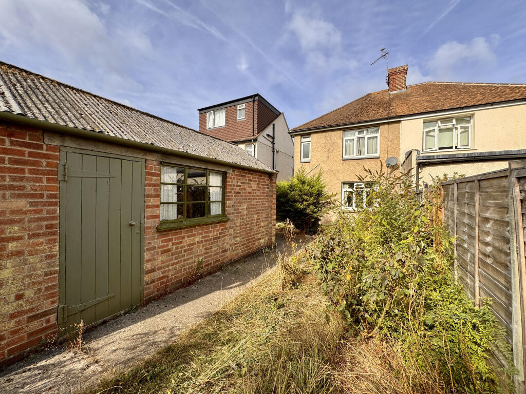 House in Cambridge - View 2
