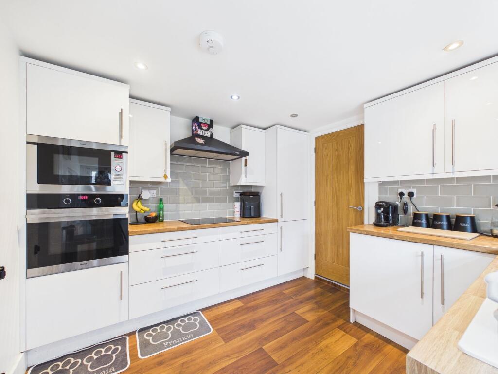 Park Lane, Whittlesey, PE7 photo 4