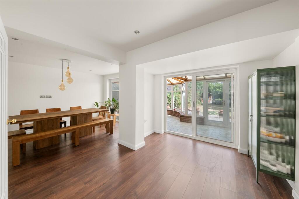 House in Southall - View 4