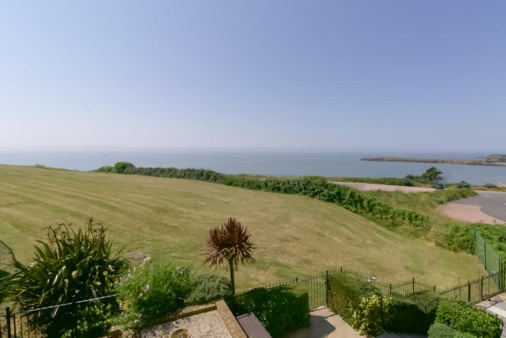 House in Barry - View 3