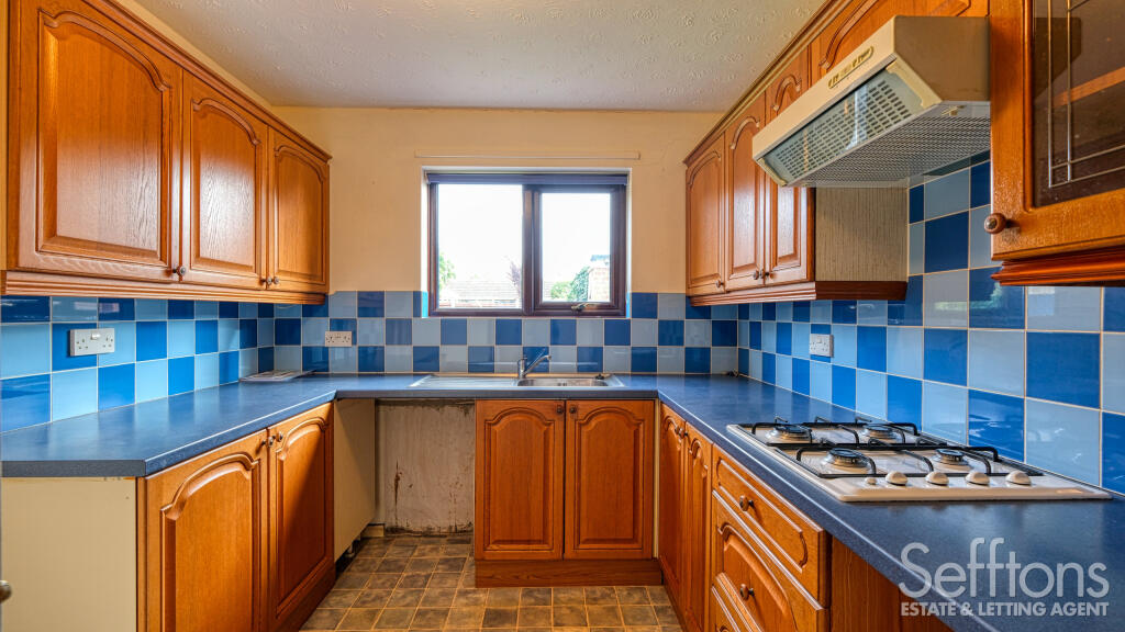 House in Norwich, Sprowston - More