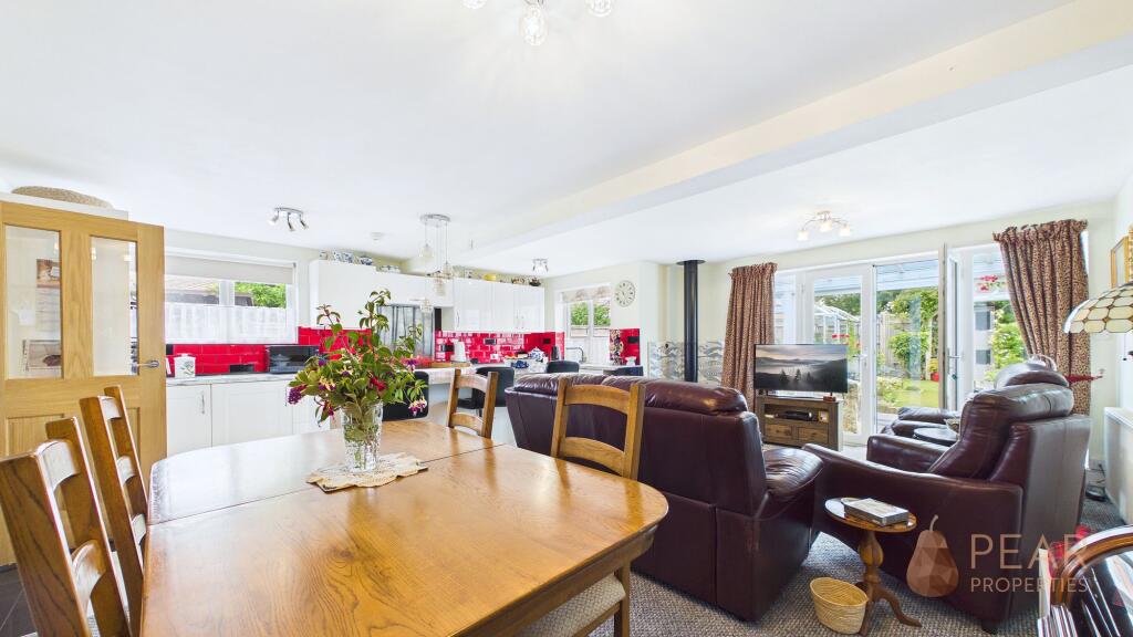 Crabtree Lane, Lancing, BN15 photo 5