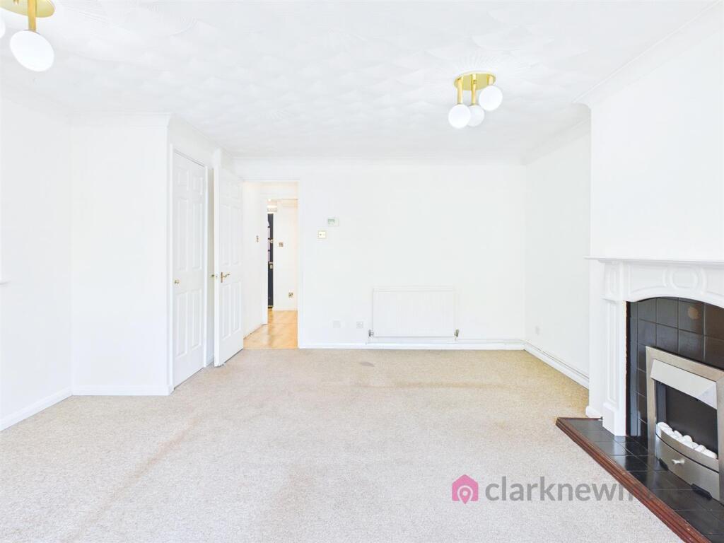 Apartment in Chelmsford - More