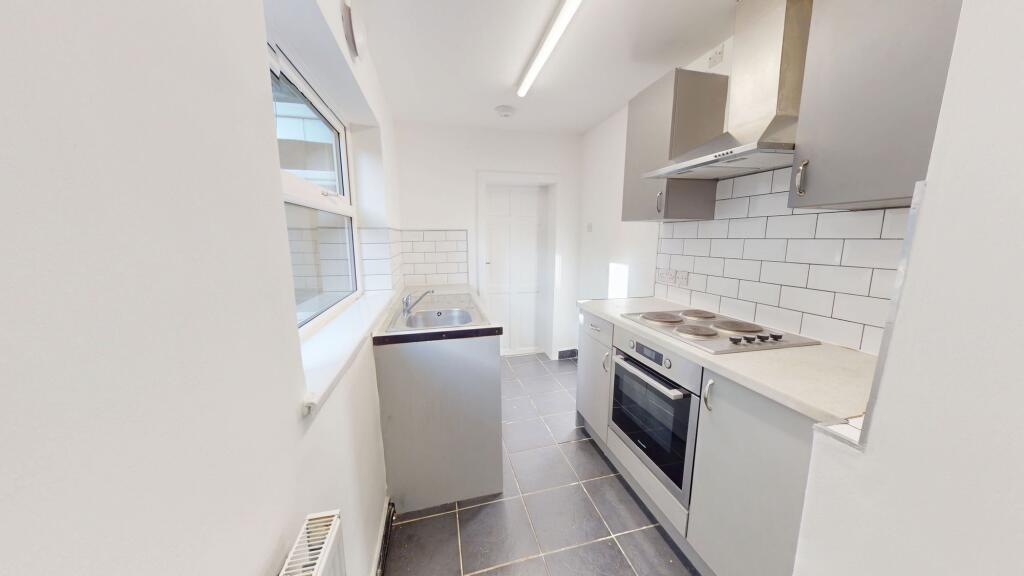 House in Stoke-on-Trent - More