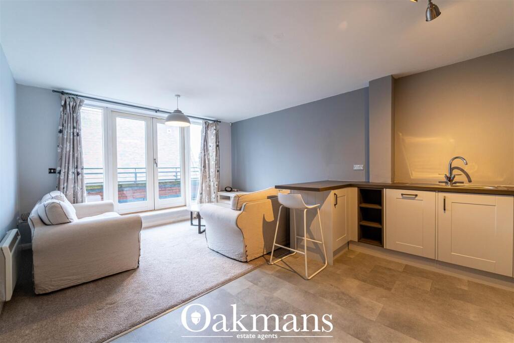 Apartment in Birmingham, Jewellery Quarter - View 5