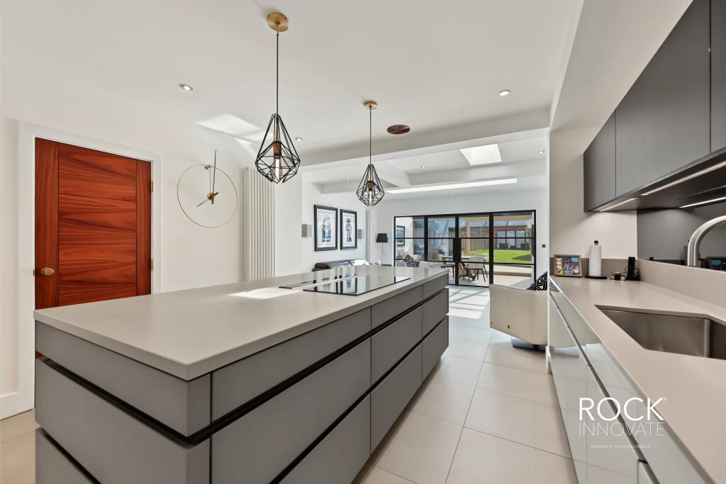 Station Road, Dorridge, Solihull photo 5