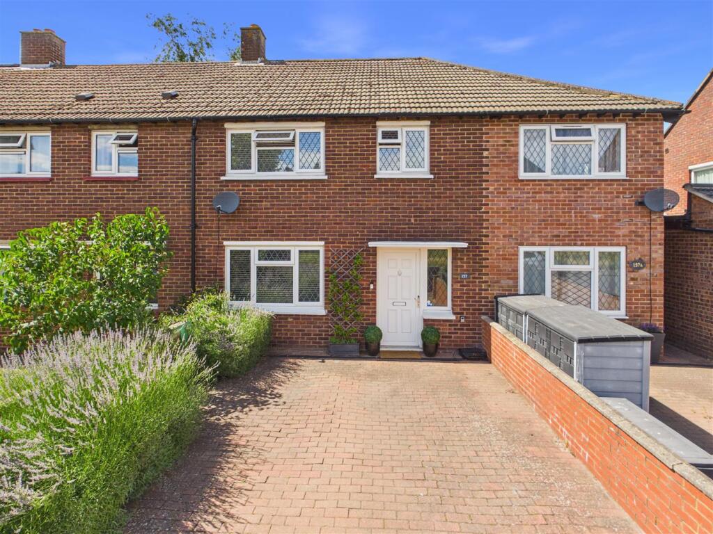 Main image of property: Carlton Road, Walton-On-Thames
