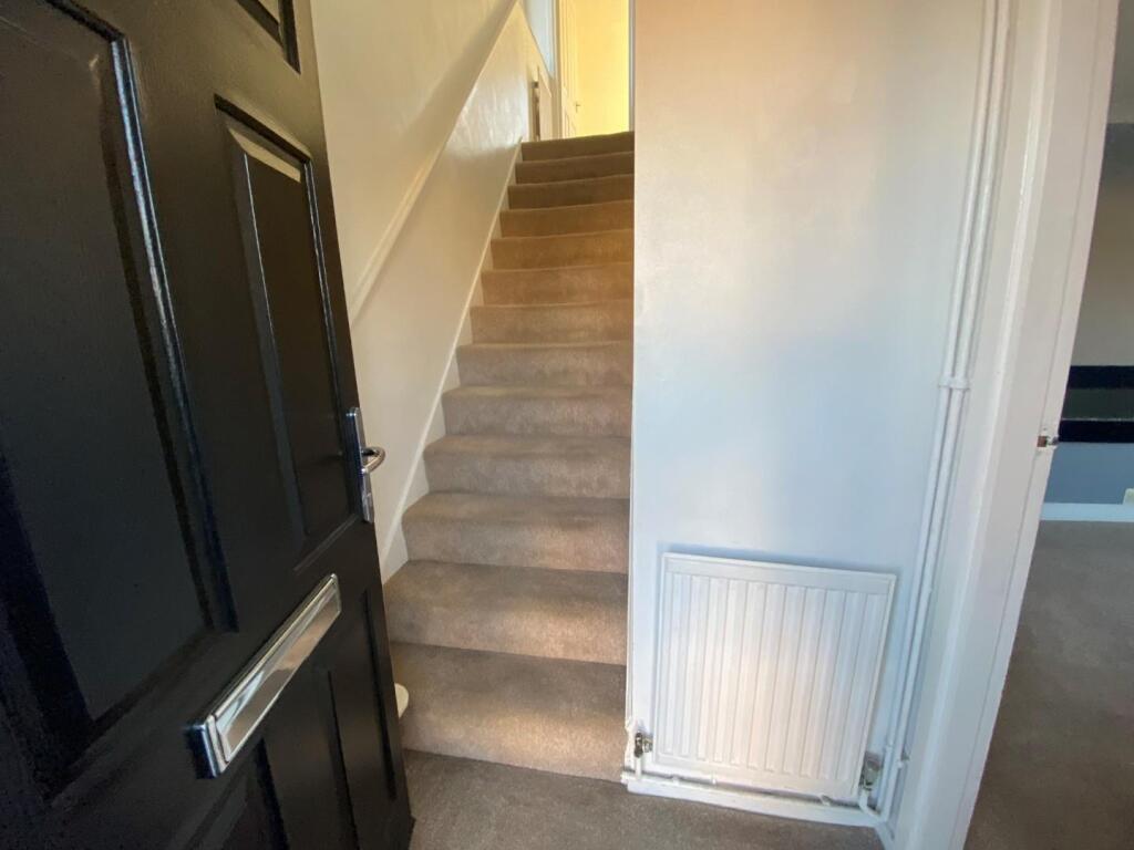 House in Chesterfield, Derbyshire - More