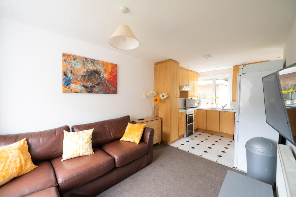 Main image of property: Leahurst Crescent, Harborne, West Midlands, B17