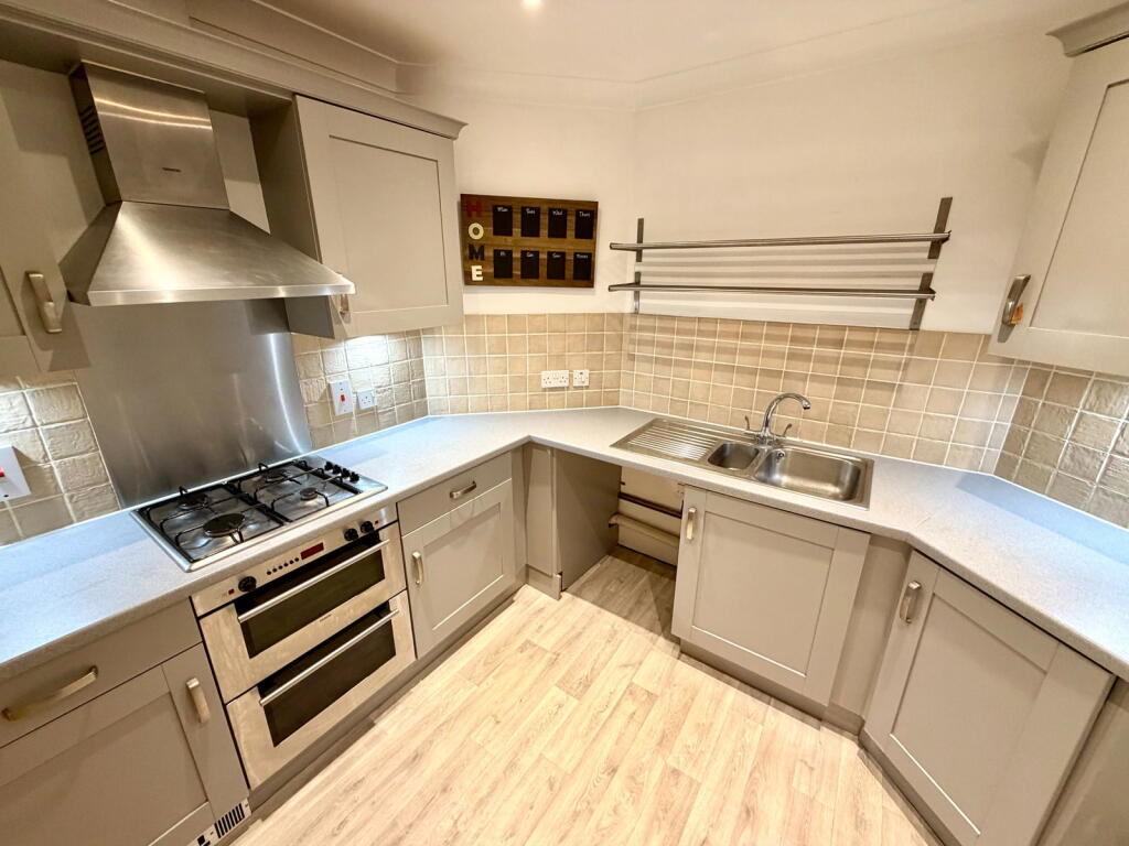 Apartment in Rochester - View 4