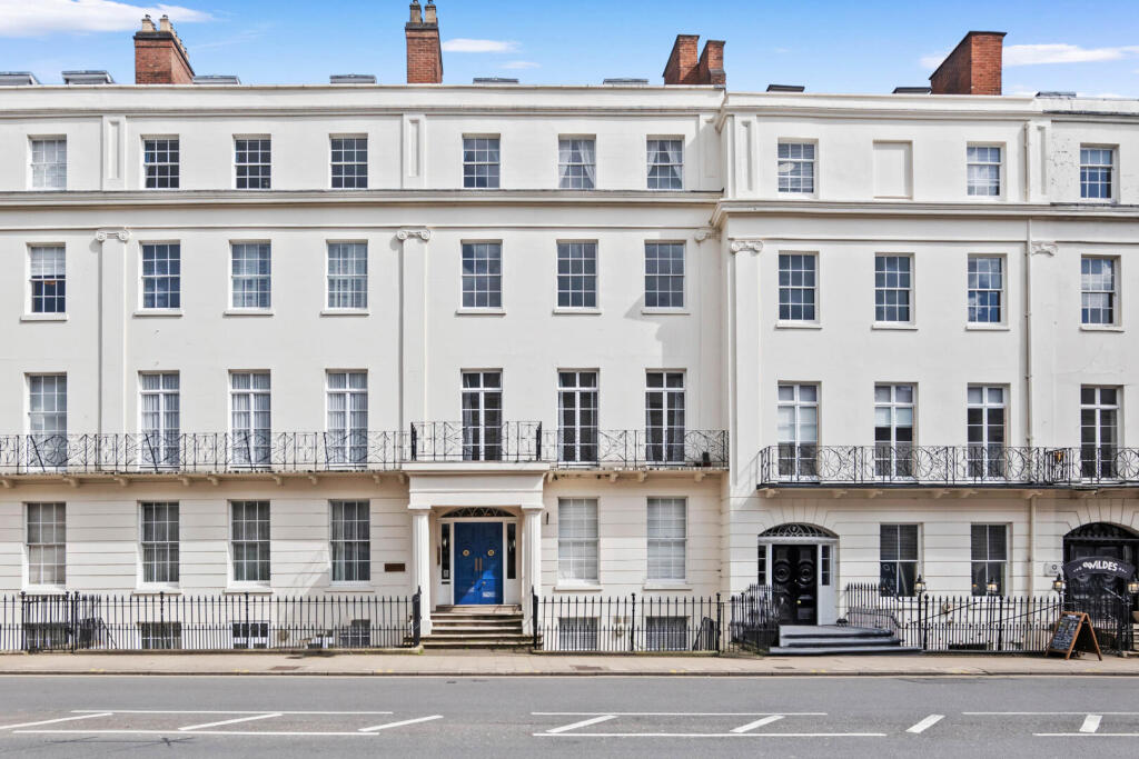 Main image of property: Parade, Leamington Spa