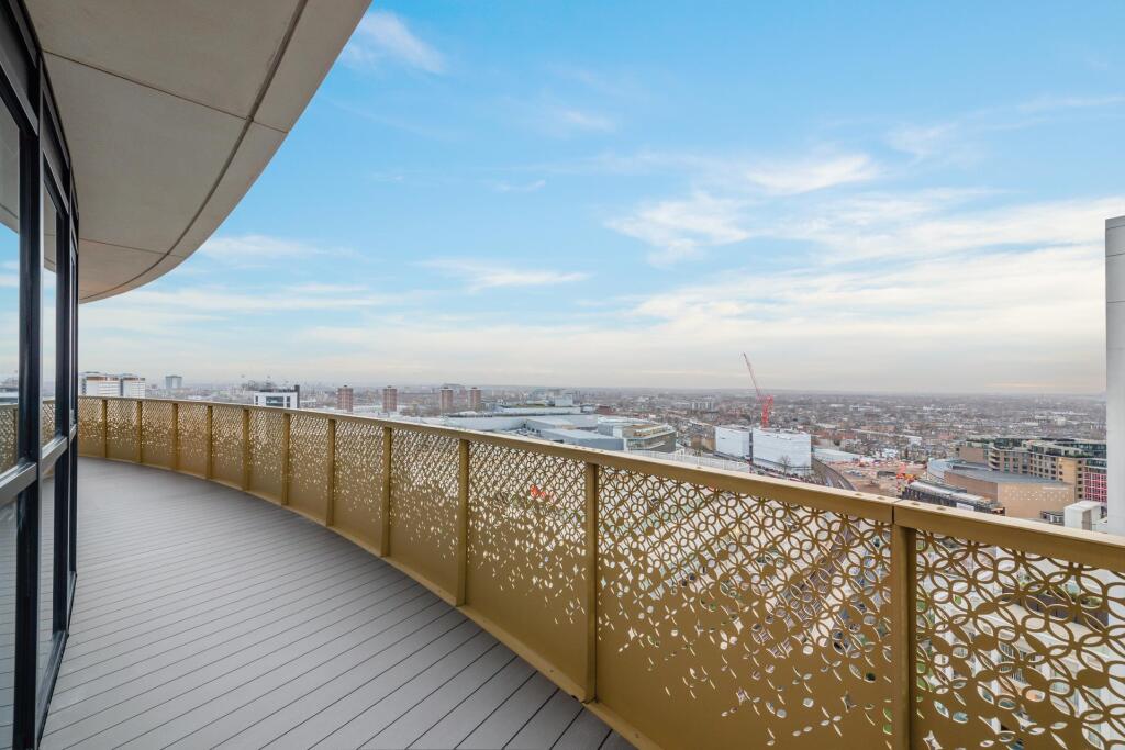 Main image of property: Cassini Apartments, Cascade Way, W12