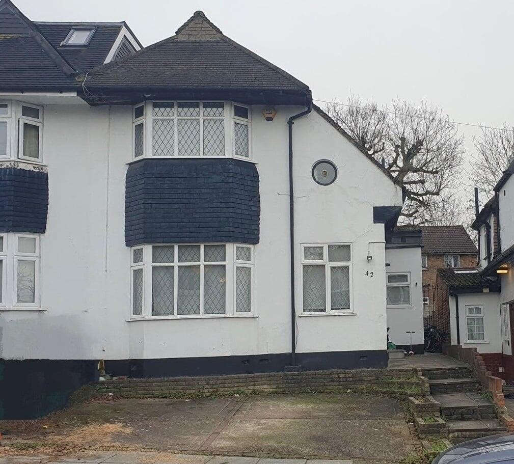 Main image of property: Warwick Avenue, Edgware 