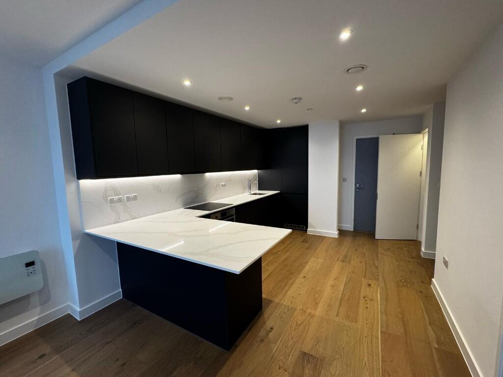 Apartment in Manchester - View 3