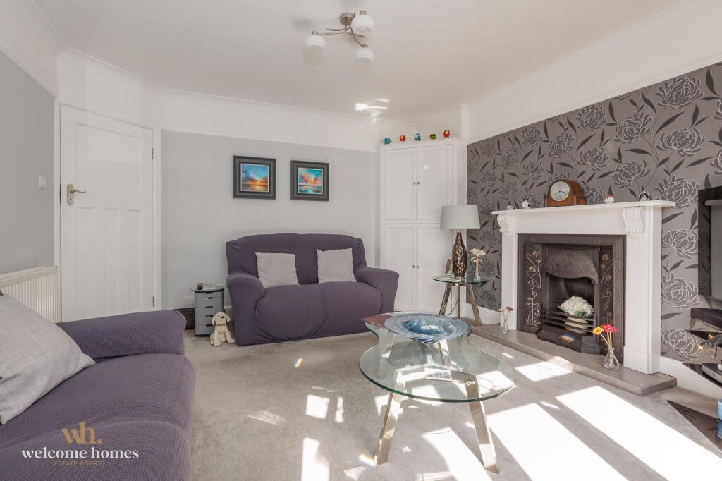 Apartment in Christchurch, Iford, Bournemouth - View 3