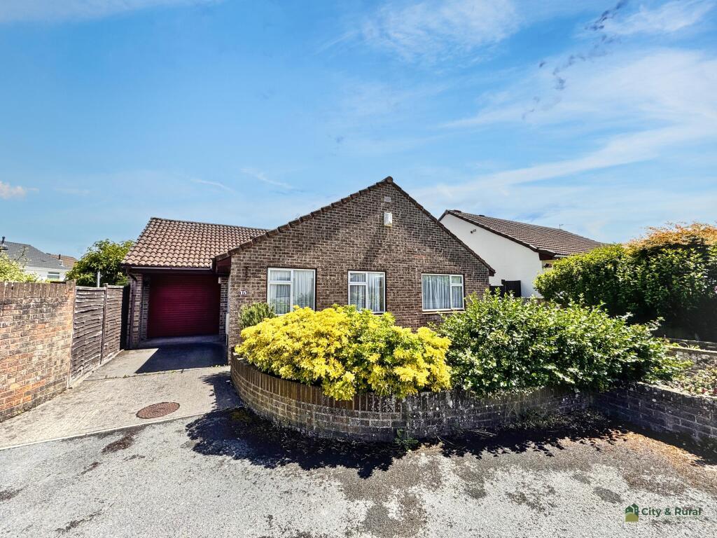 Main image of property: 15, Nunney Close, Keynsham, Bath and North East Somerset BS31 1XF