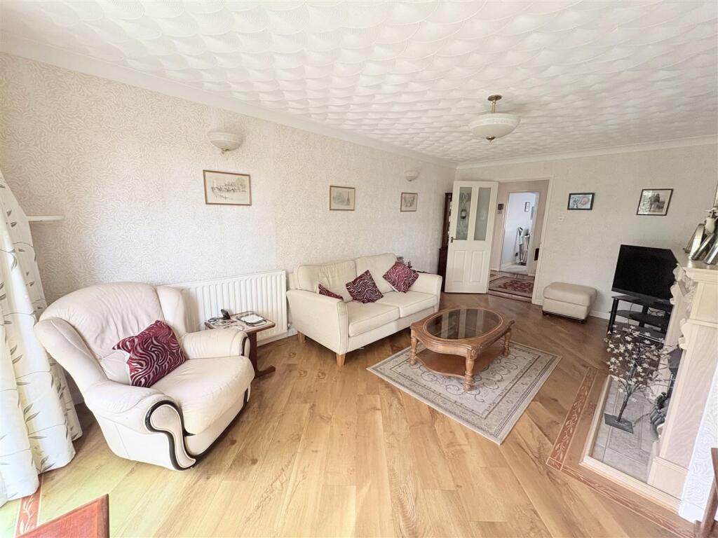 House in Fareham, Hampshire - View 4