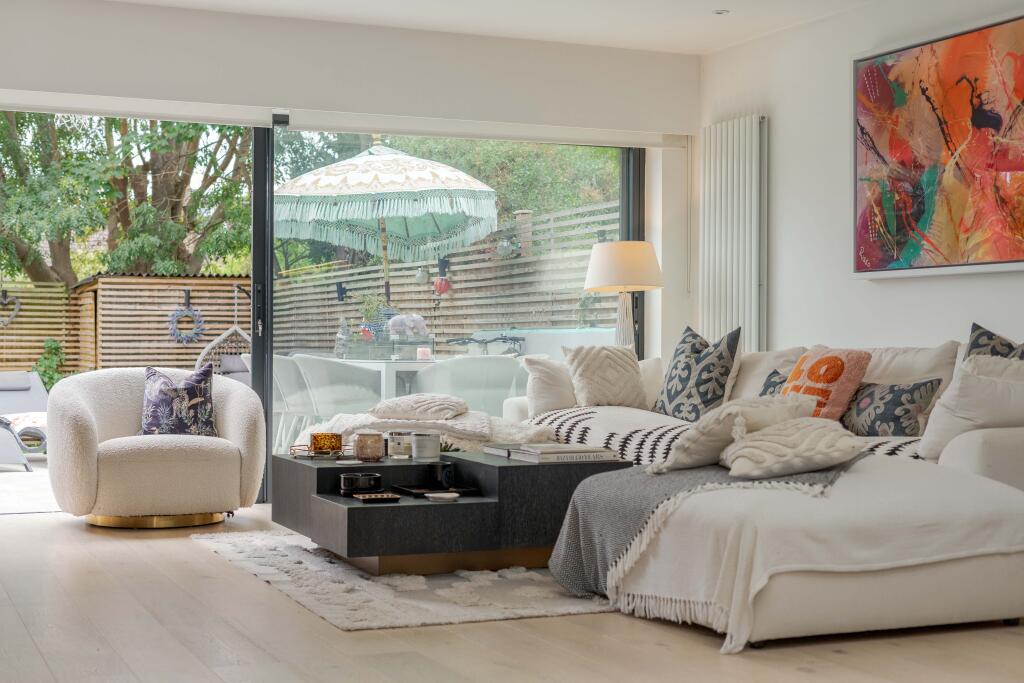 House in London - More