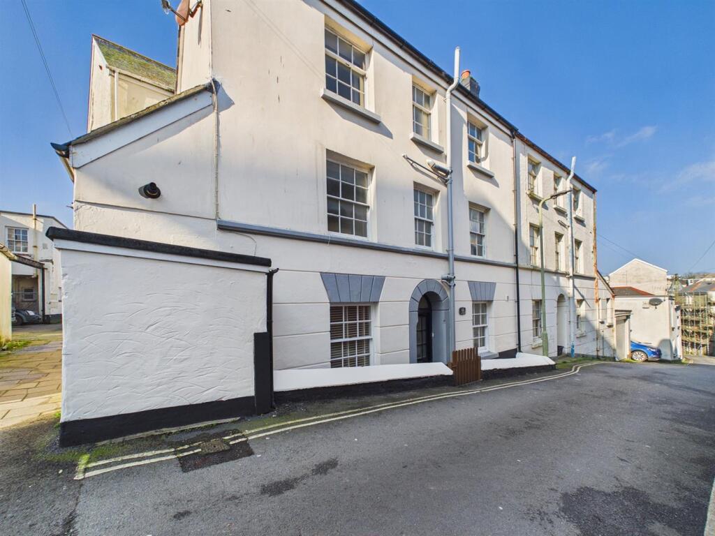 Main image of property: Regent Place, Ilfracombe
