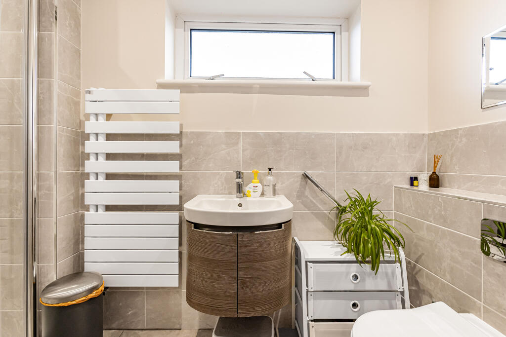 Additional image 8 of Collens Road, Harpenden, AL5