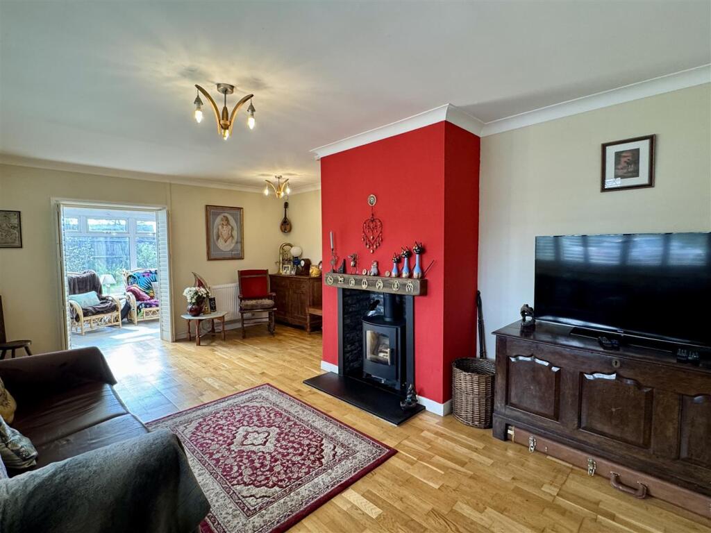 Loop Road, Beachley, Chepstow photo 2