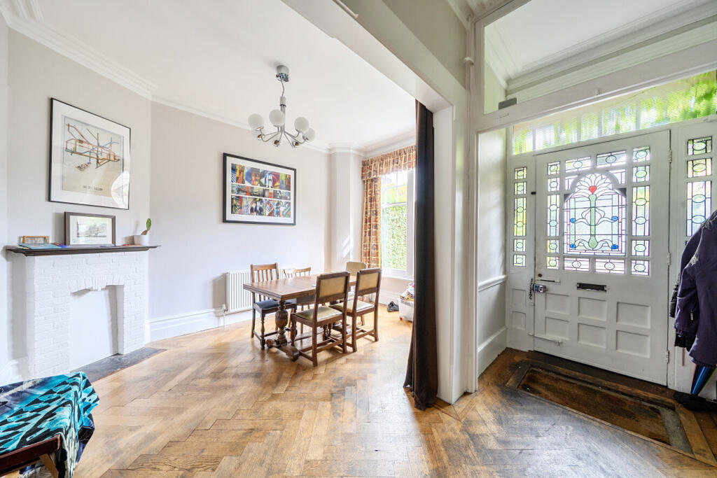 House in London, Fortis Green, Muswell Hill - View 5