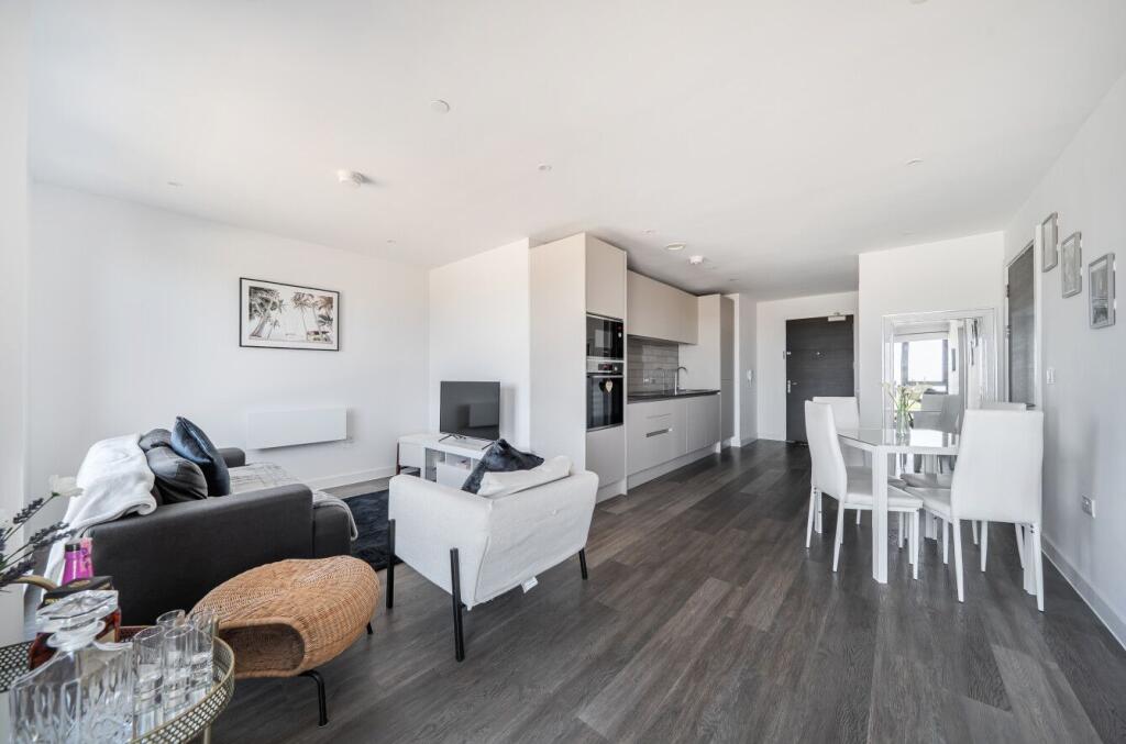 Apartment in Manchester - View 5