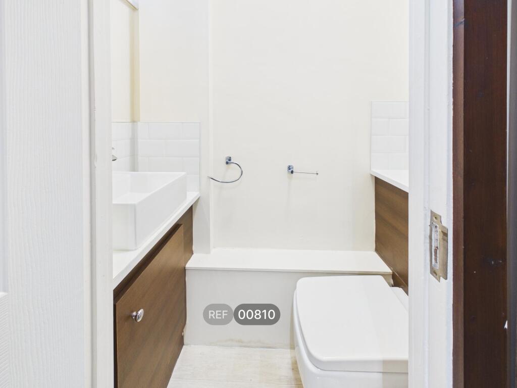 Apartment in Hull, Kingston upon Hull - More