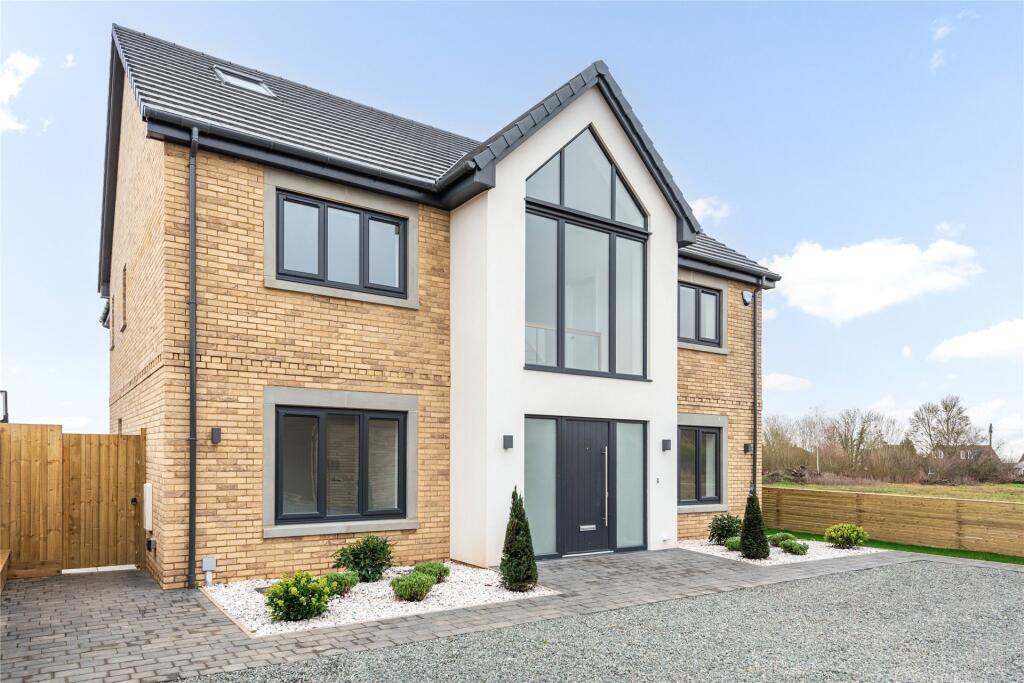 Main image of property: Shefford Road, Meppershall, Shefford, Bedfordshire, SG17