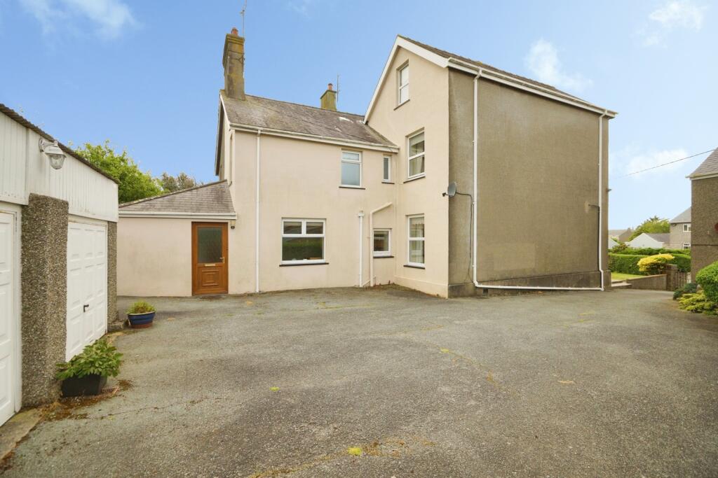 Ffordd Dewi Sant, Nefyn, Pwllheli, Gwynedd, LL53 - More