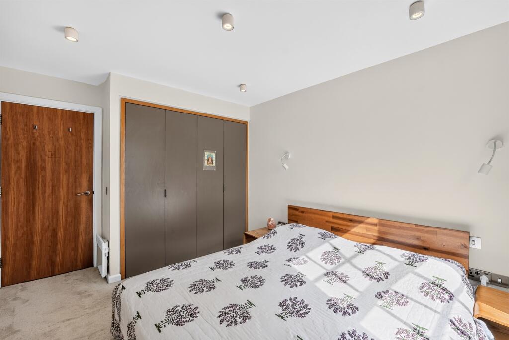 Apartment in London - View 4